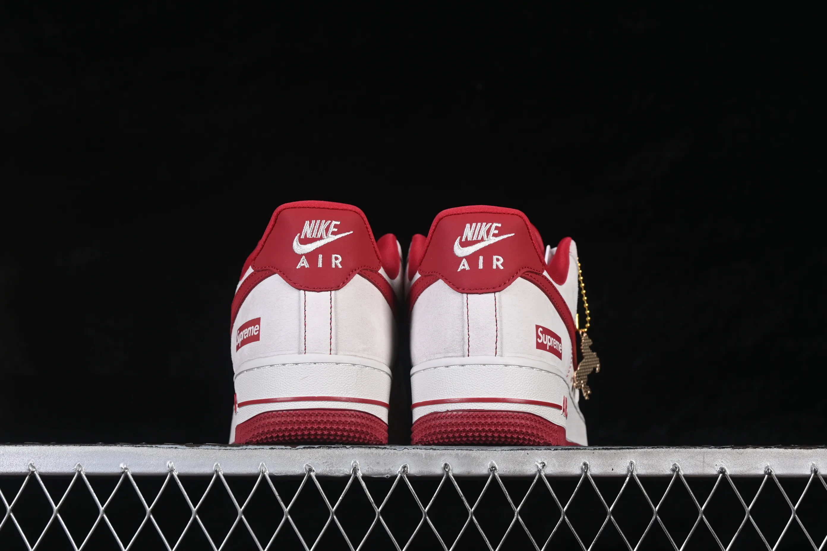 All categories Nk Air Force 1 Air Force series Nk Air Force 1 Low Air Force low-top Nike Air Force 1'07 Low Year of the Horse limited edition red and white contrast Air Force 1 low-top casual sneakers JP2026-133